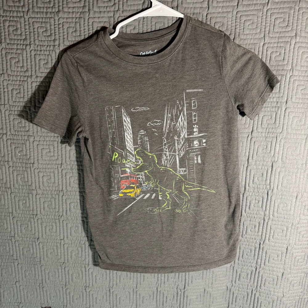 Cat & Jack T-Shirt Boys Size Medium 8/10 Gray Grey Dinosaur City Drawing